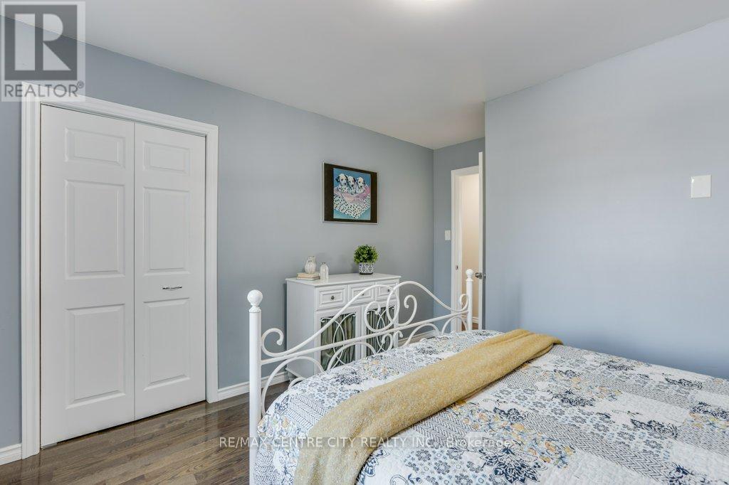 34135 Talbot Line, Southwold, Ontario  N0L 2E0 - Photo 24 - X12796552