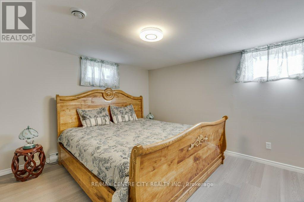 34135 Talbot Line, Southwold, Ontario  N0L 2E0 - Photo 33 - X12796552