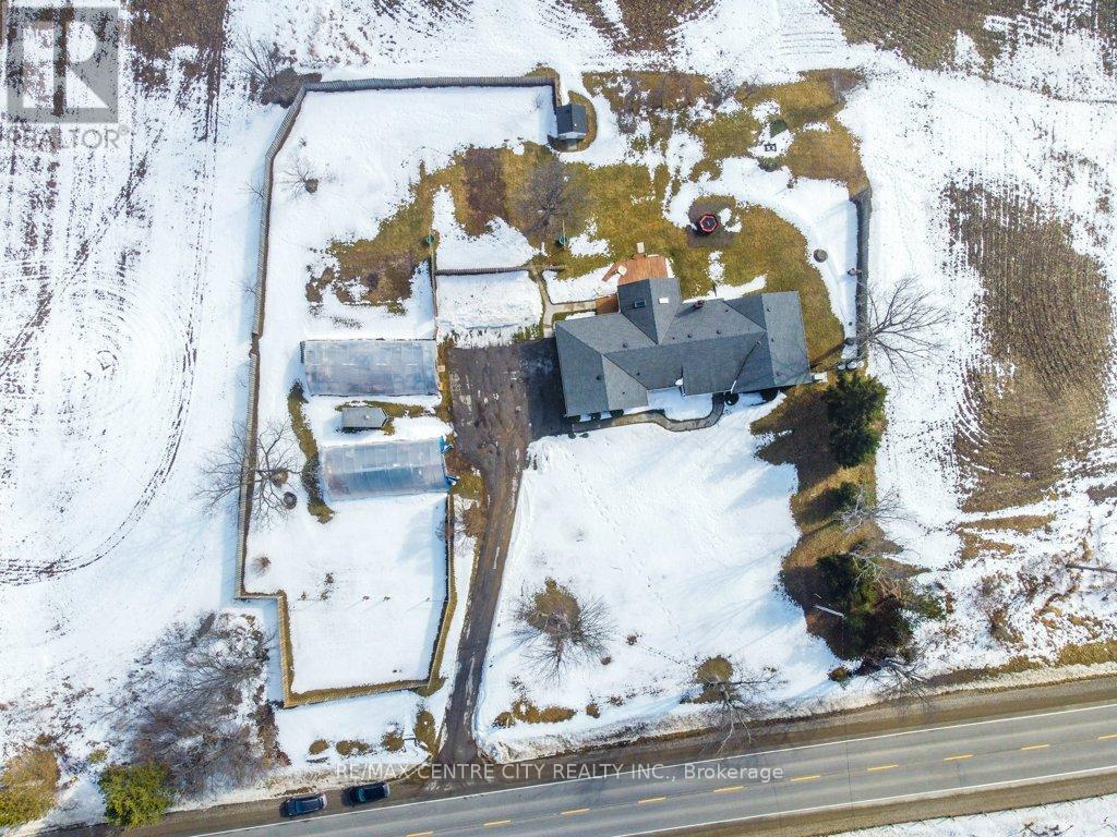 34135 Talbot Line, Southwold, Ontario  N0L 2E0 - Photo 45 - X12796552