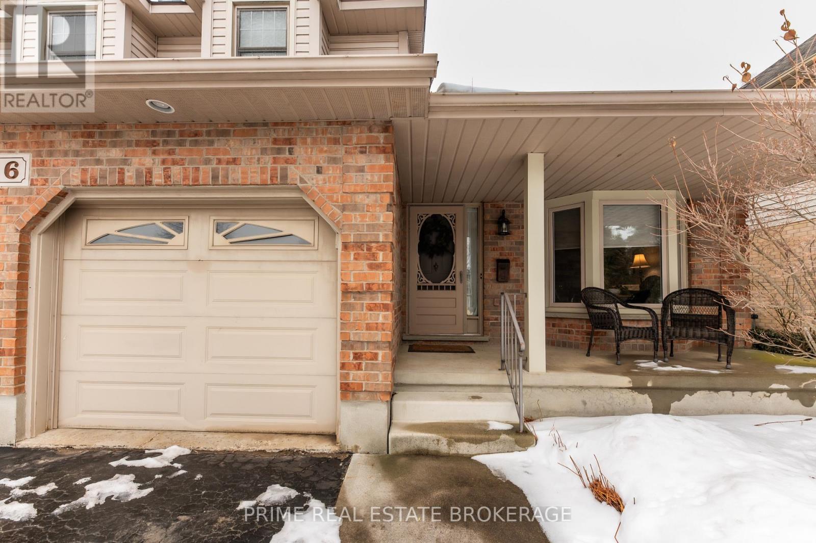 16 Timberlane Crescent, Central Elgin, Ontario  N5P 4G9 - Photo 2 - X12796562