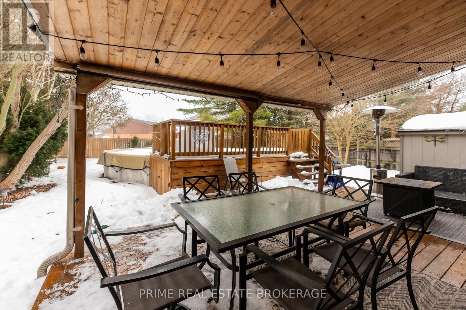 Photo 41 of 41 for 16 Timberlane Crescent