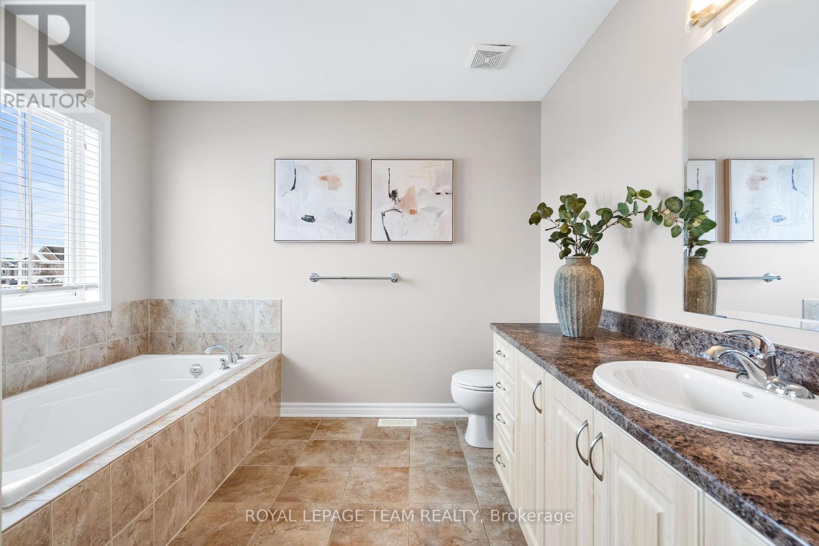 228 Branthaven Street, Ottawa, Ontario  K4A 0H6 - Photo 33 - X12796474