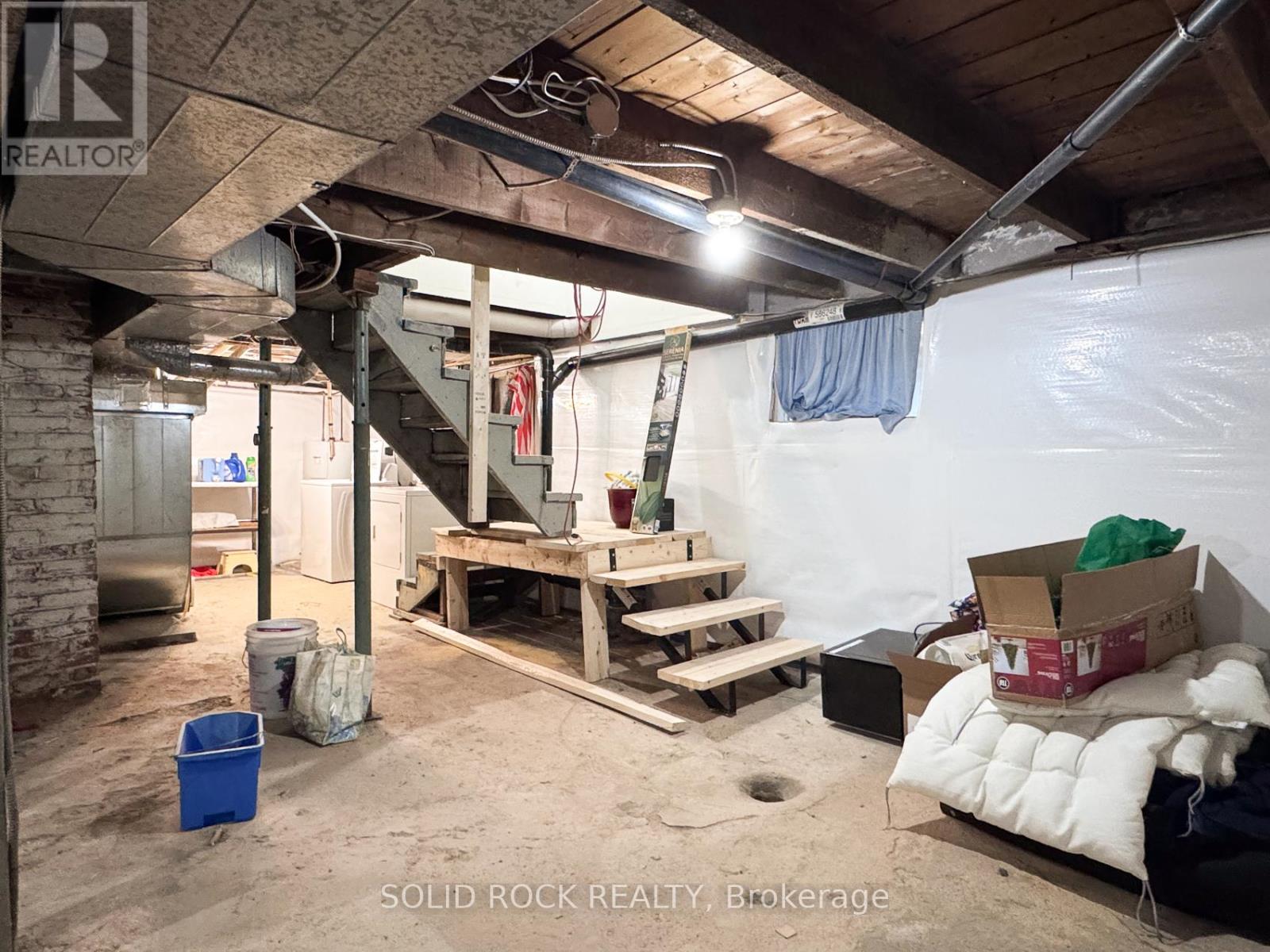 412 Montreal Road, Ottawa, Ontario  K1K 0V4 - Photo 22 - X12796482