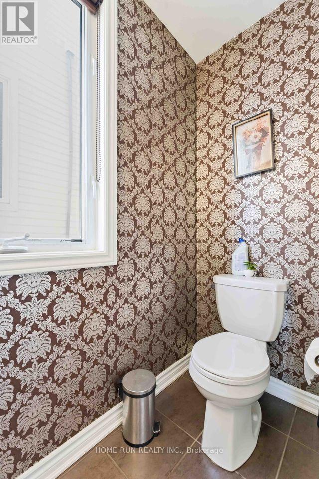 358 Meadowbreeze Drive, Ottawa, Ontario  K2M 0K3 - Photo 35 - X12796574