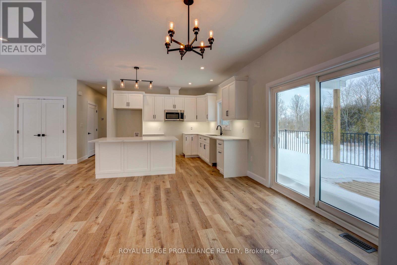 6229 Foster Hall Road, Elizabethtown-Kitley, Ontario  K6V 5T4 - Photo 10 - X12649030