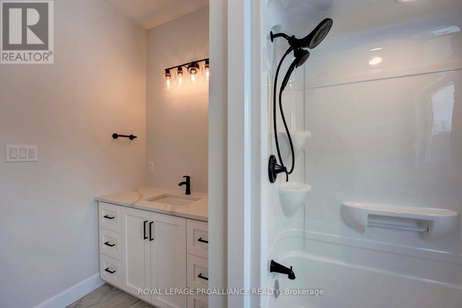 6229 Foster Hall Road, Elizabethtown-Kitley, Ontario  K6V 5T4 - Photo 18 - X12649030