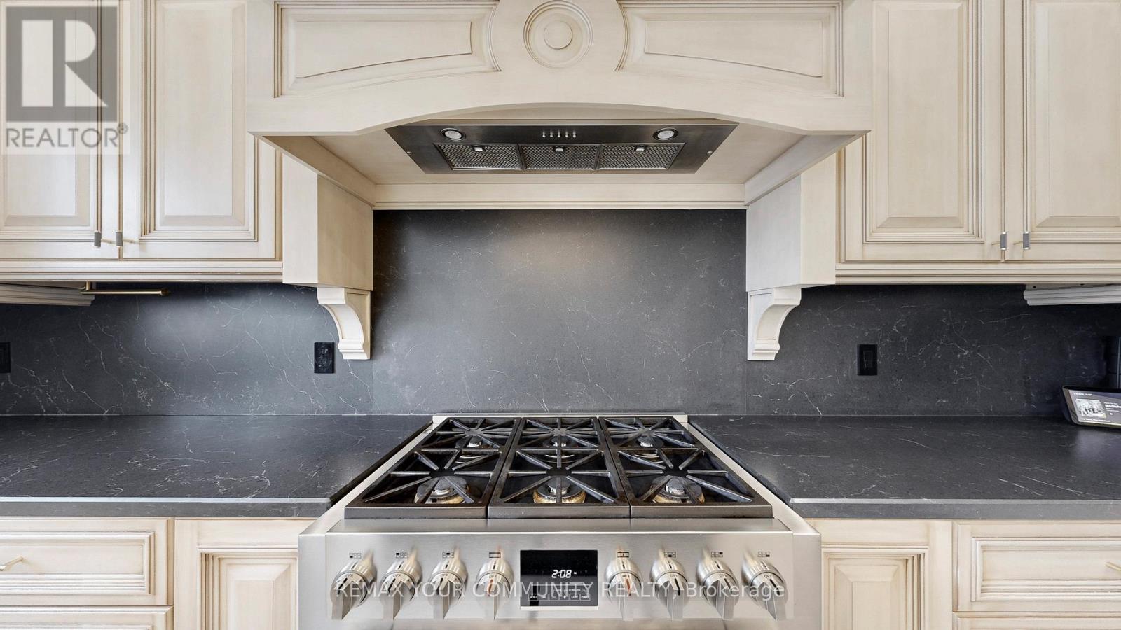 187 Patricia Avenue, Toronto, Ontario  M2M 1J6 - Photo 12 - C12795268