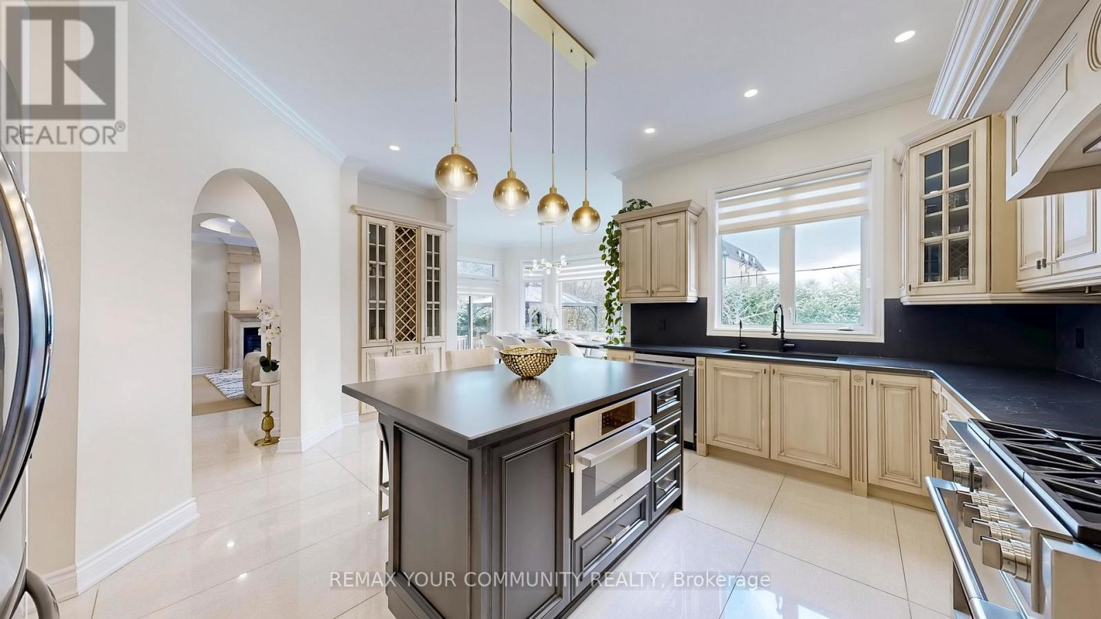 187 Patricia Avenue, Toronto, Ontario  M2M 1J6 - Photo 10 - C12795268