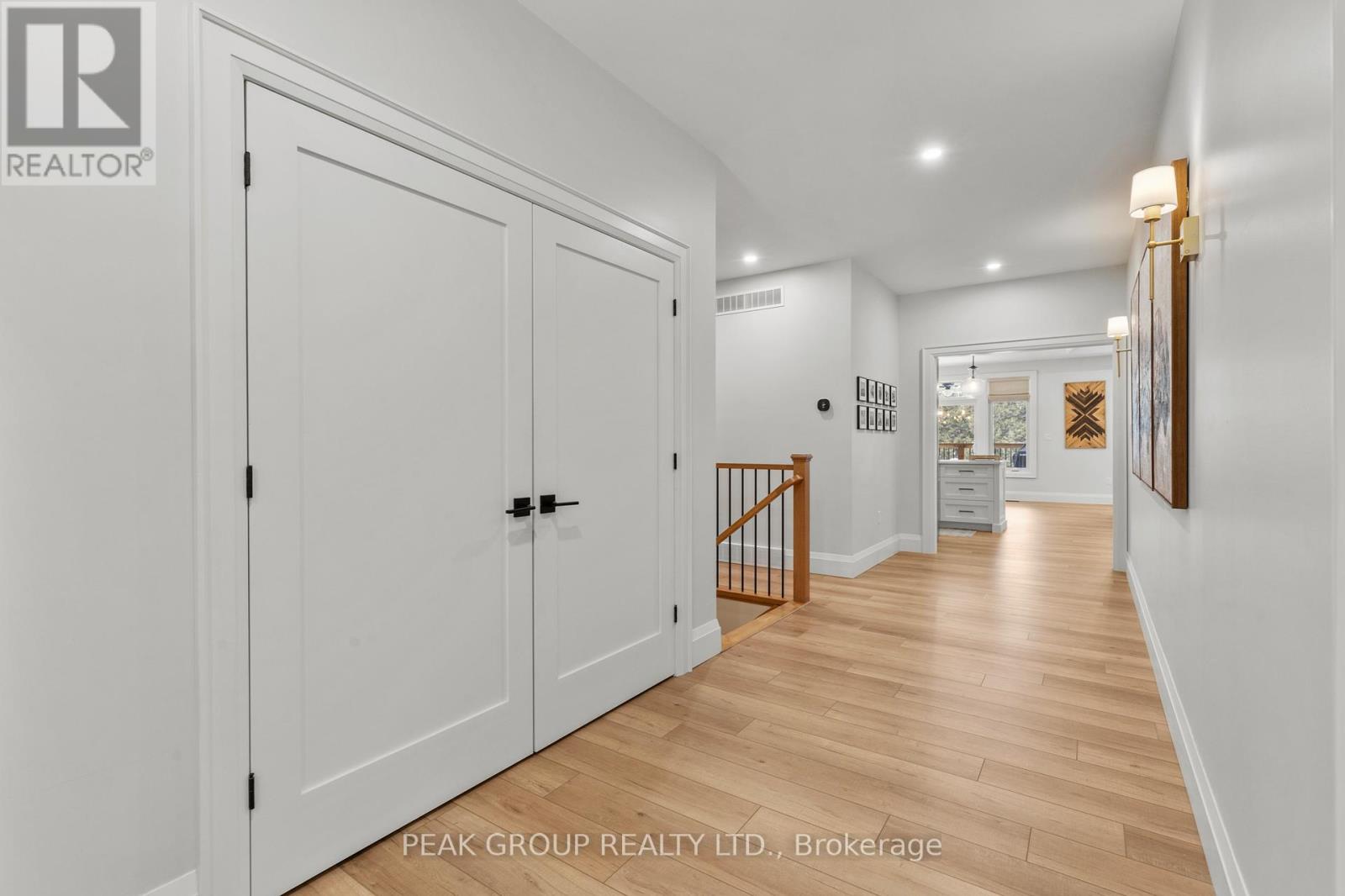 689 Canboro Road, Pelham, Ontario  L0S 1C0 - Photo 5 - X12796470