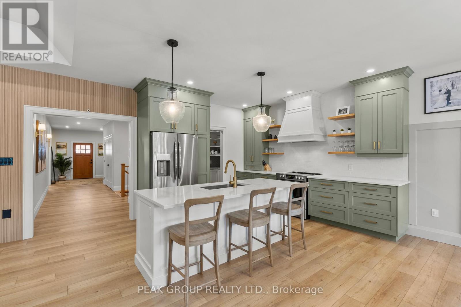 689 Canboro Road, Pelham, Ontario  L0S 1C0 - Photo 6 - X12796470