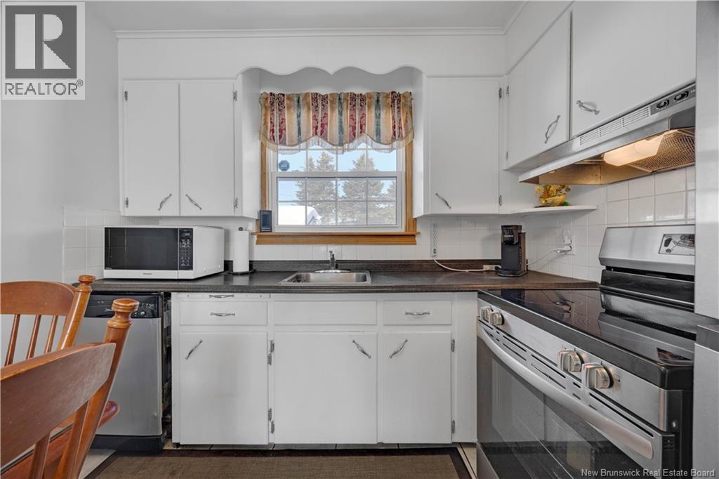 8 Kervin Road, Saint John, New Brunswick  E2J 2Y8 - Photo 8 - NB133713