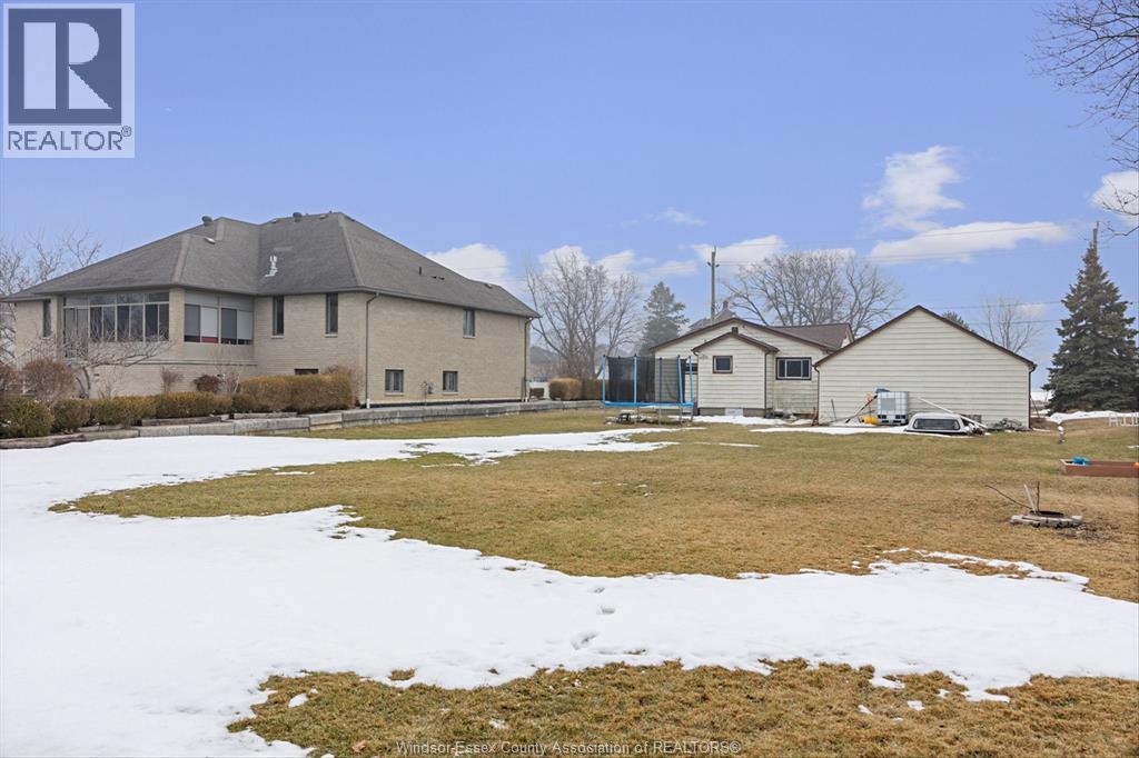 11938 Intersection Road, Tecumseh, Ontario N8N 0H6 - Photo 14 - 26003423