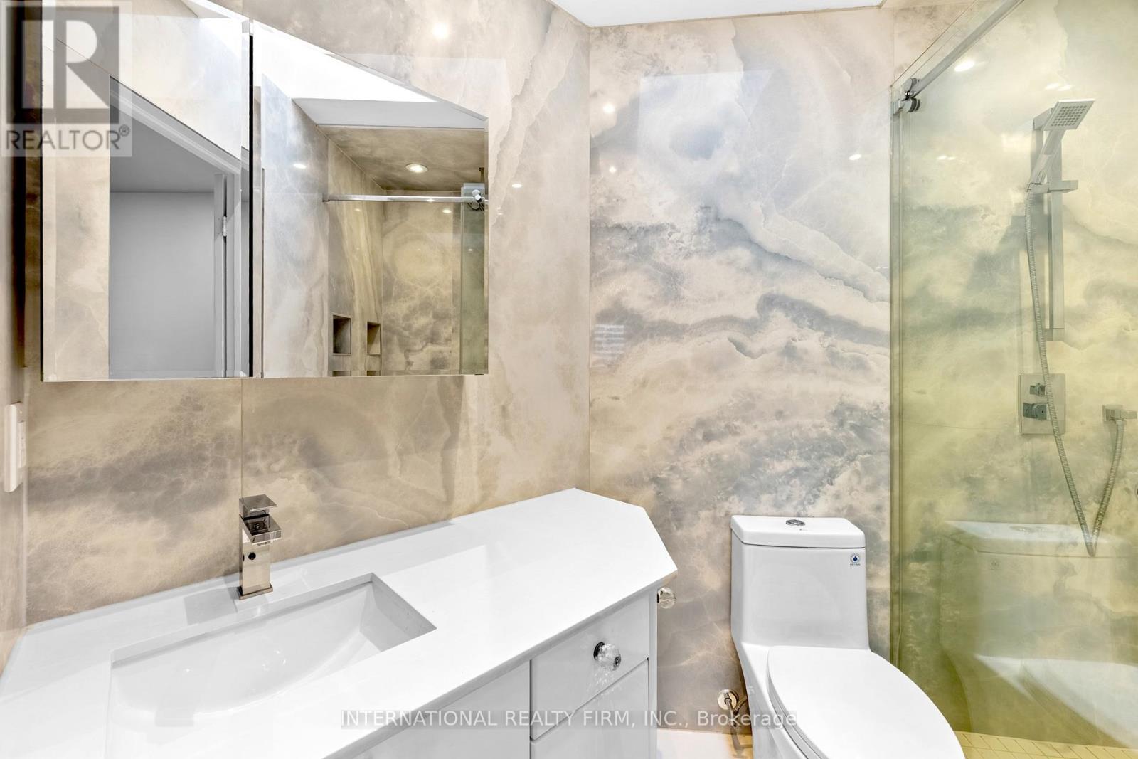 20 Blairville Road, Toronto, Ontario  M3H 5Y5 - Photo 24 - C12796490