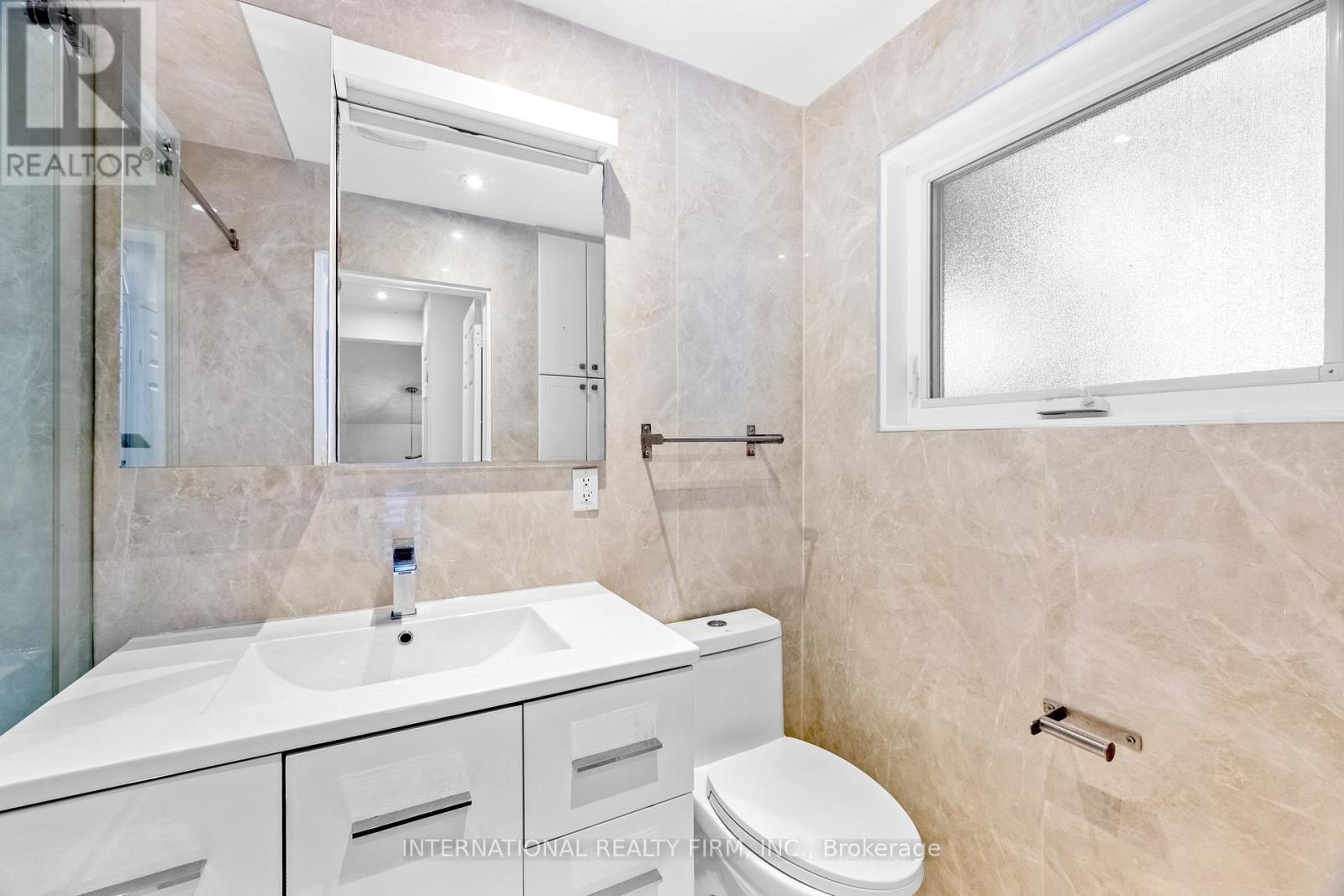 20 Blairville Road, Toronto, Ontario  M3H 5Y5 - Photo 30 - C12796490