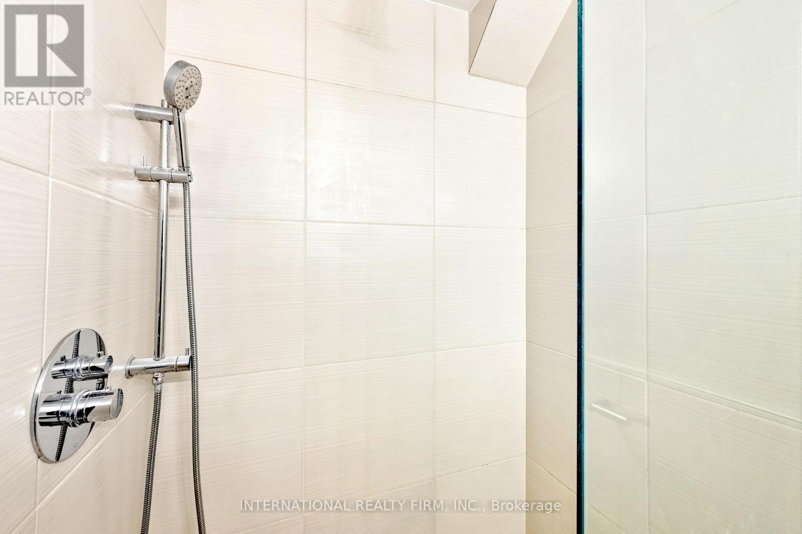 20 Blairville Road, Toronto, Ontario  M3H 5Y5 - Photo 36 - C12796490