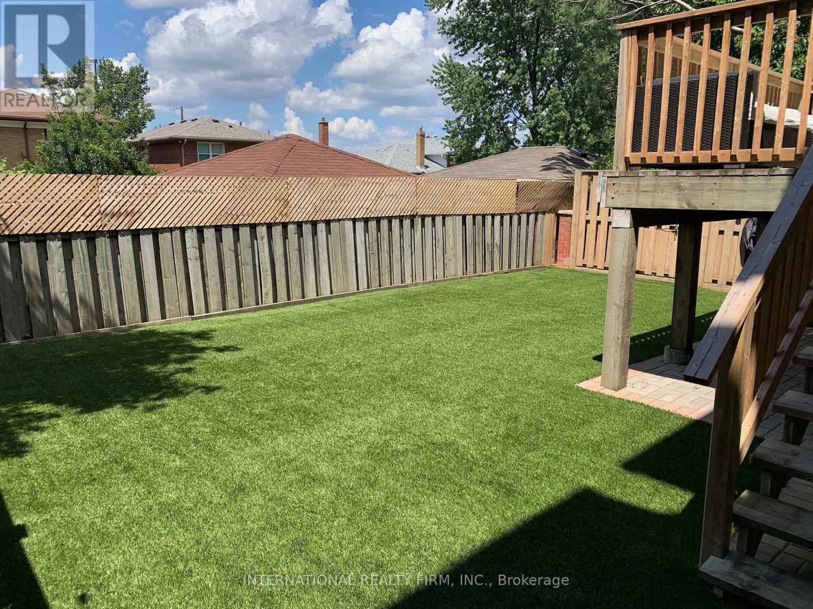 20 Blairville Road, Toronto, Ontario  M3H 5Y5 - Photo 5 - C12796490