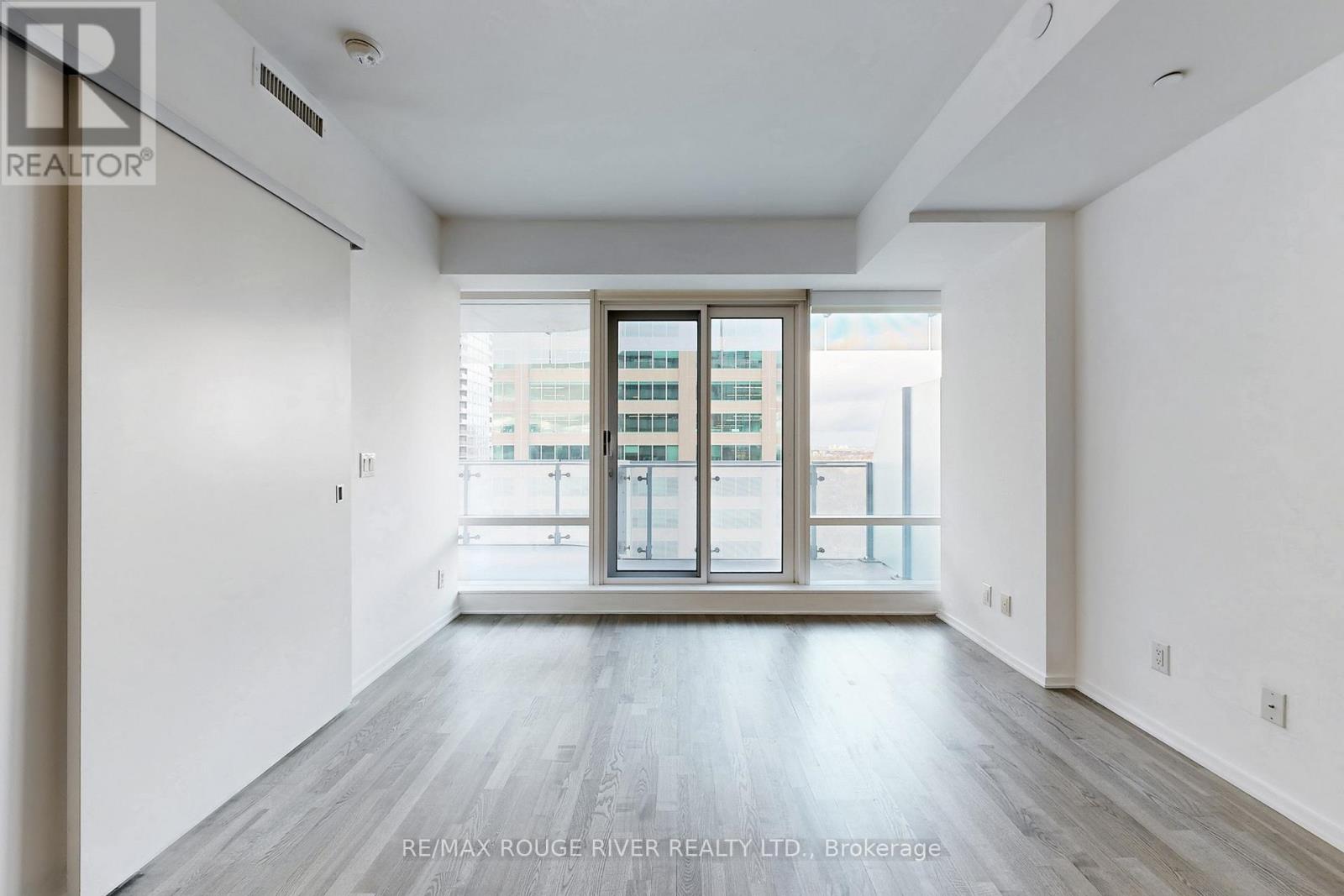 3211 - 1 Bloor Street E, Toronto, Ontario  M4W 1A9 - Photo 8 - C12796508