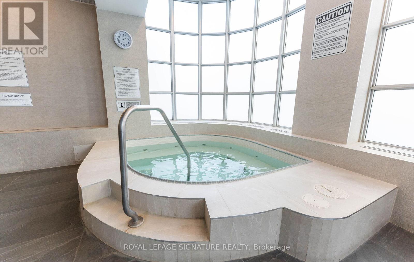 1102 - 18 Hollywood Avenue, Toronto, Ontario  M2M 6P5 - Photo 31 - C12796554