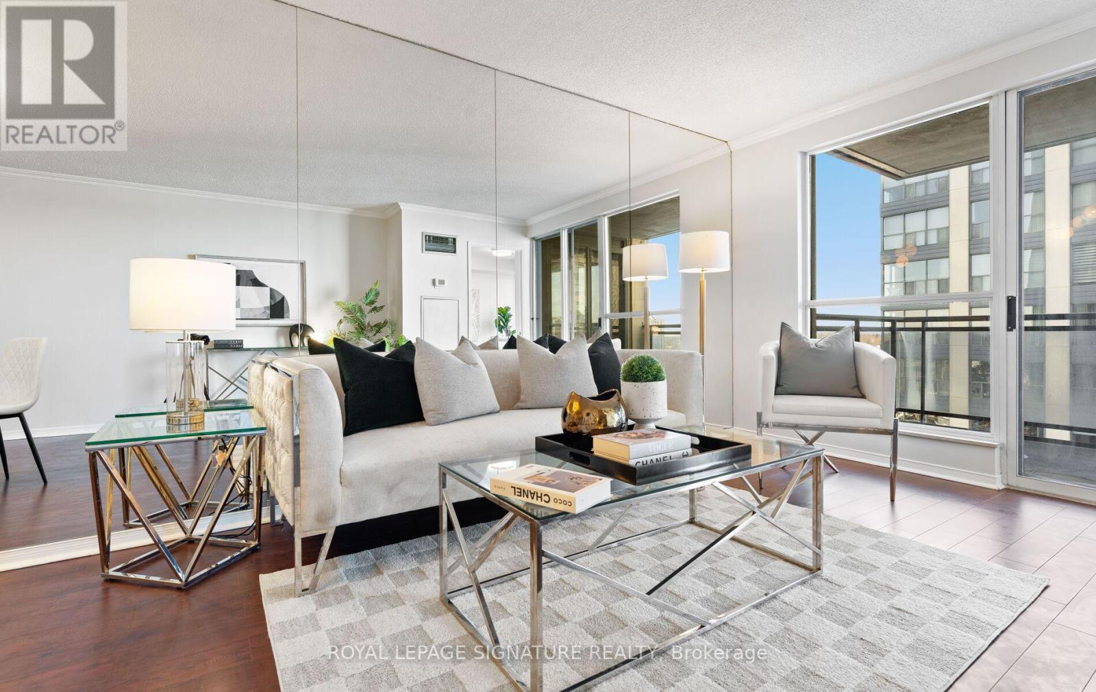 1102 - 18 Hollywood Avenue, Toronto, Ontario  M2M 6P5 - Photo 9 - C12796554