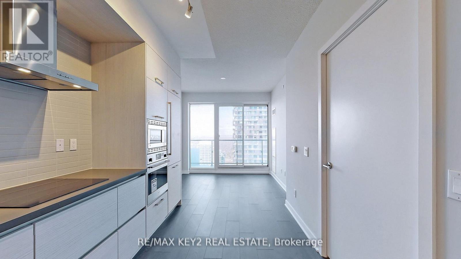 4010 - 2221 Yonge Street, Toronto, Ontario  M4S 2B4 - Photo 4 - C12796556