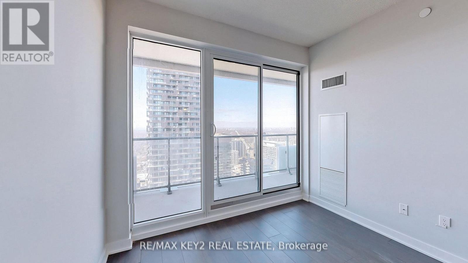 4010 - 2221 Yonge Street, Toronto, Ontario  M4S 2B4 - Photo 8 - C12796556