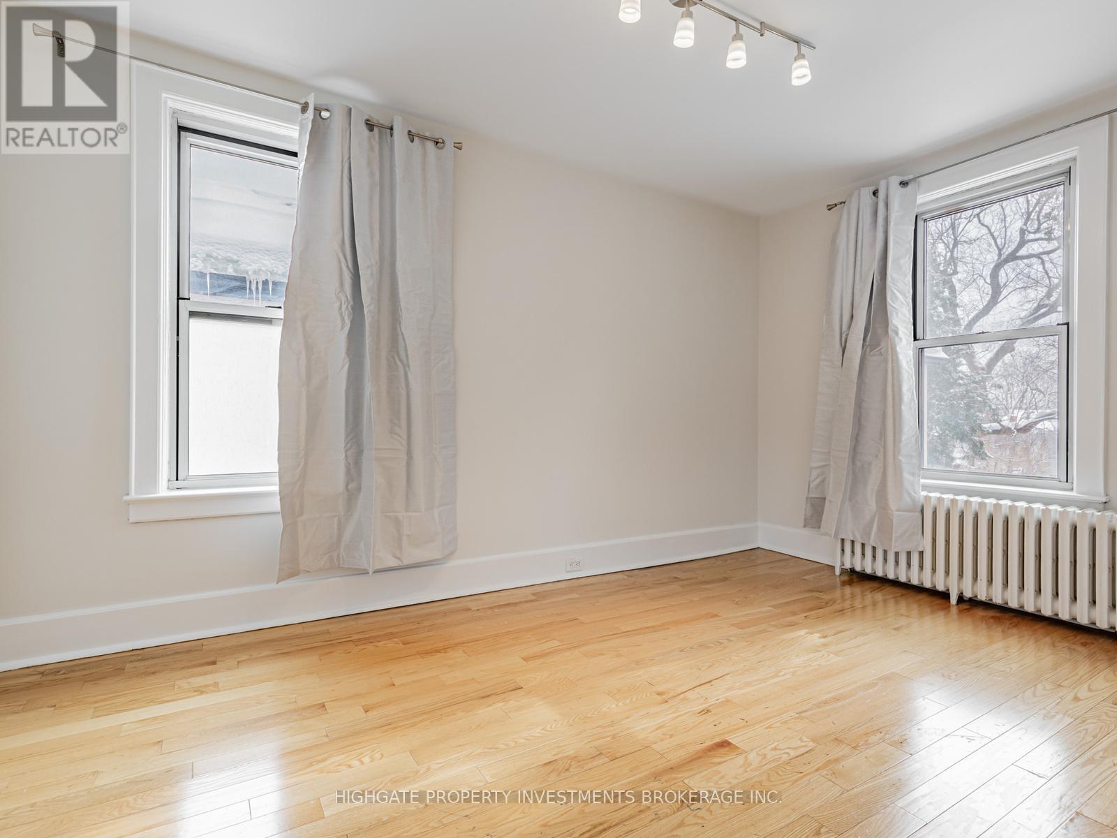 179 Castlefield Avenue, Toronto, Ontario  M4R 1G6 - Photo 15 - C12796598