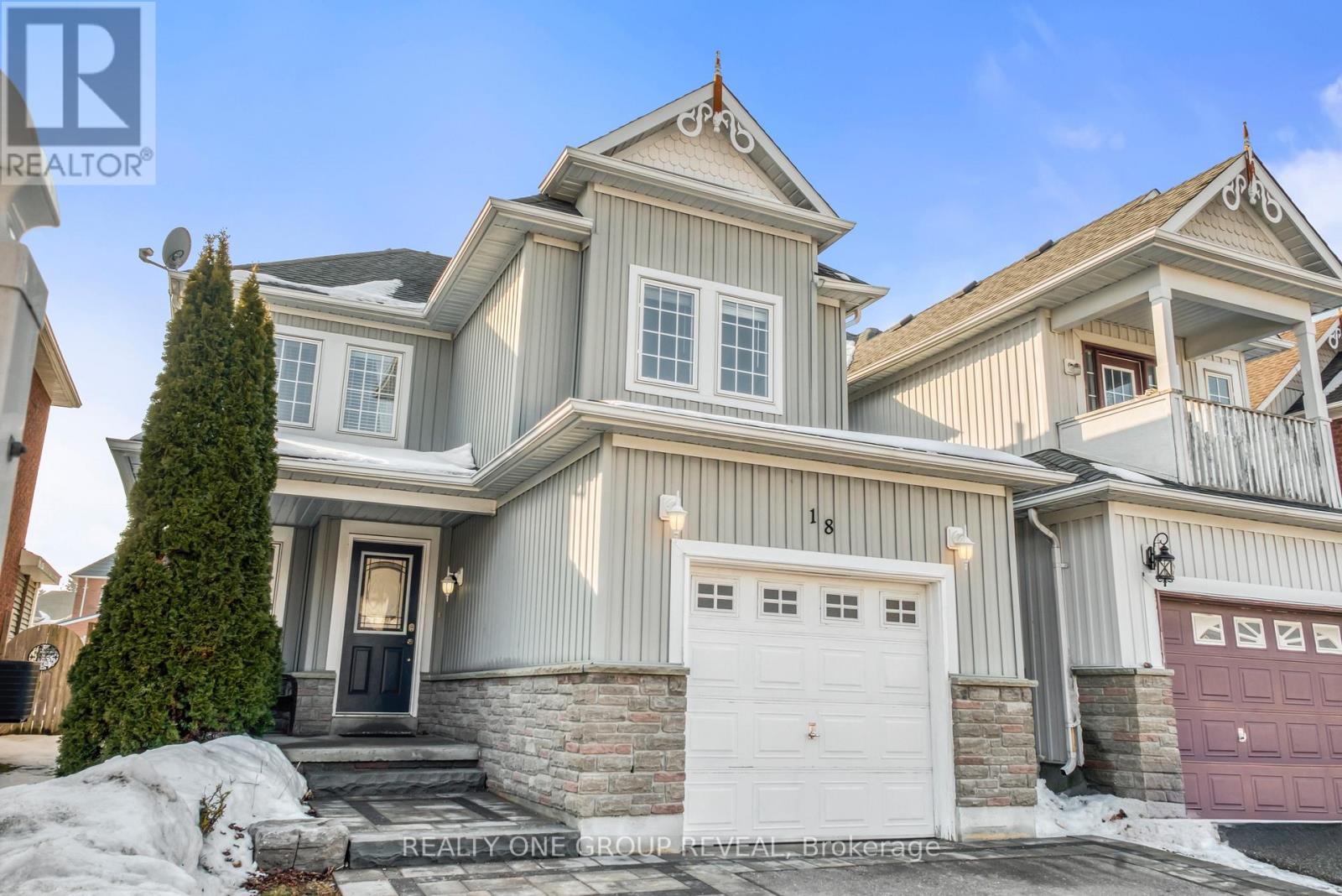 18 Harmer Drive, Clarington, Ontario  L1B 1M5 - Photo 2 - E12796524