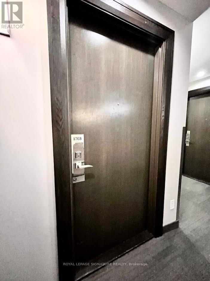 1703 - 2910 Highway 7 Road, Vaughan, Ontario  L4K 0H8 - Photo 2 - N12796566