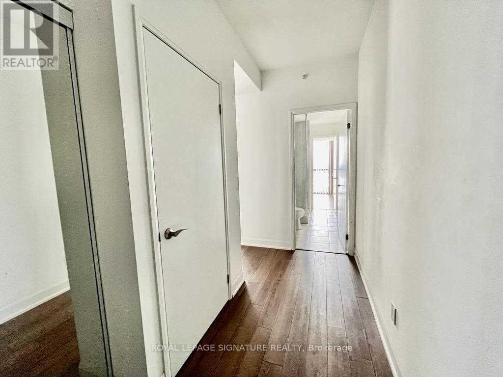 1703 - 2910 Highway 7 Road, Vaughan, Ontario  L4K 0H8 - Photo 3 - N12796566