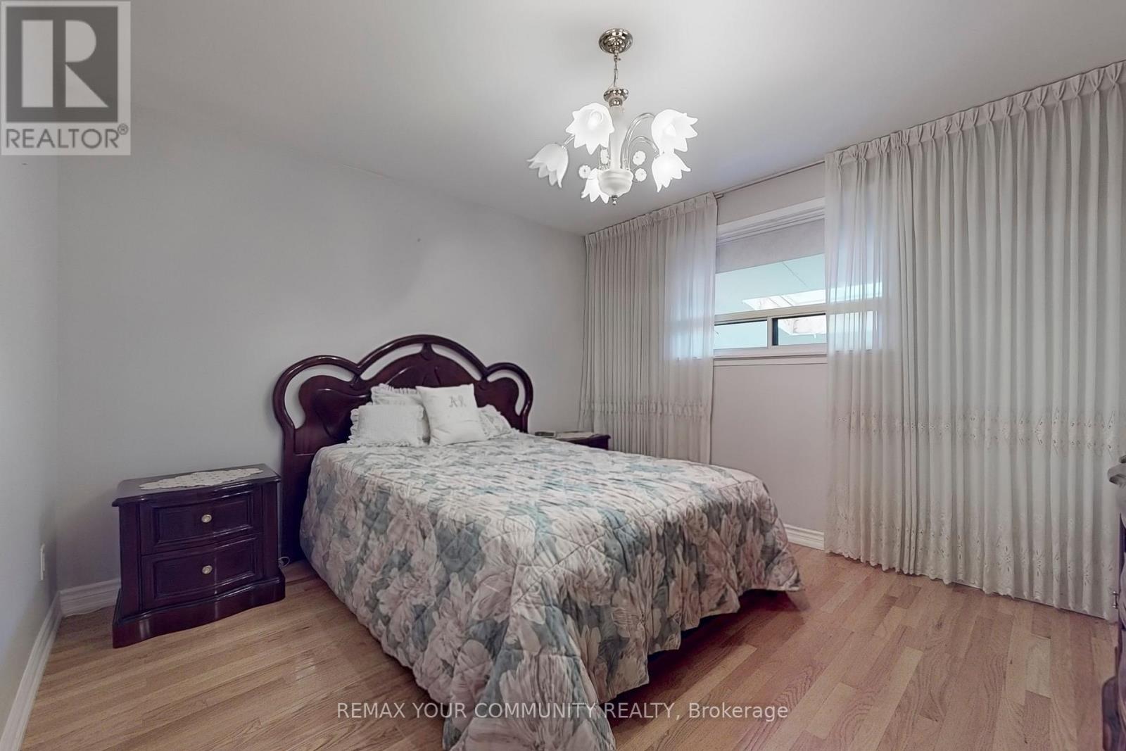 37 Marilyn Place, Vaughan, Ontario  L4L 2C2 - Photo 15 - N12796570
