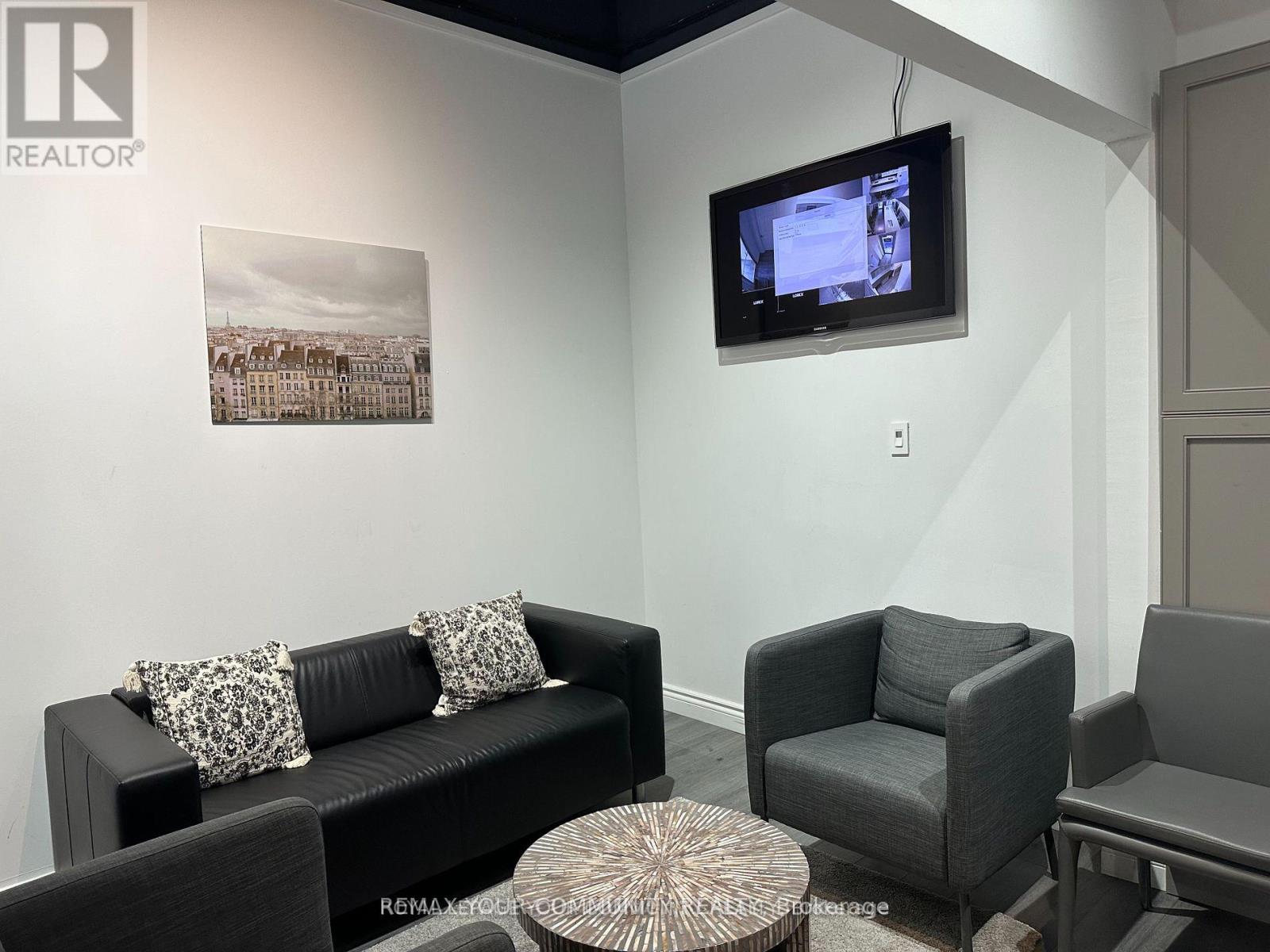 18 - 7181 Yonge Street, Markham, Ontario  L3T 0C7 - Photo 8 - N12796588