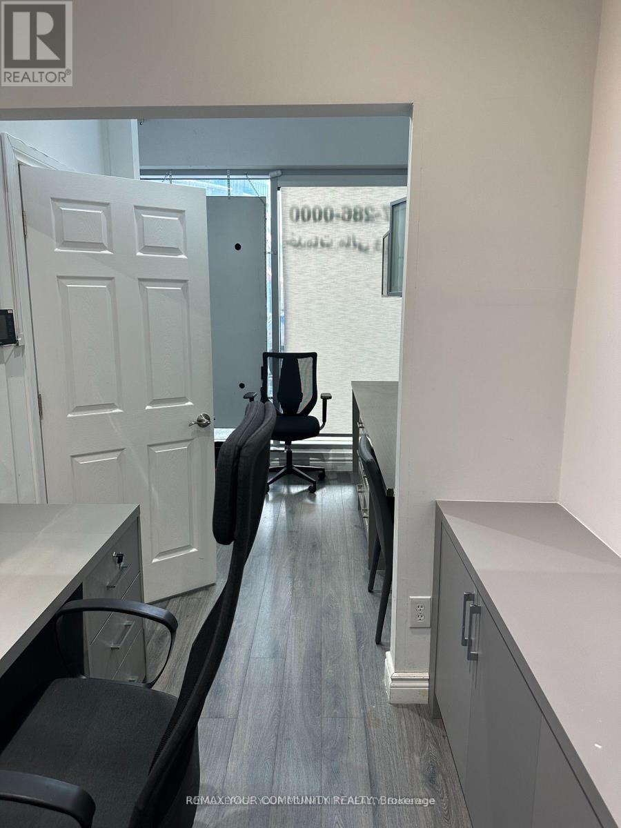 18 - 7181 Yonge Street, Markham, Ontario  L3T 0C7 - Photo 9 - N12796588