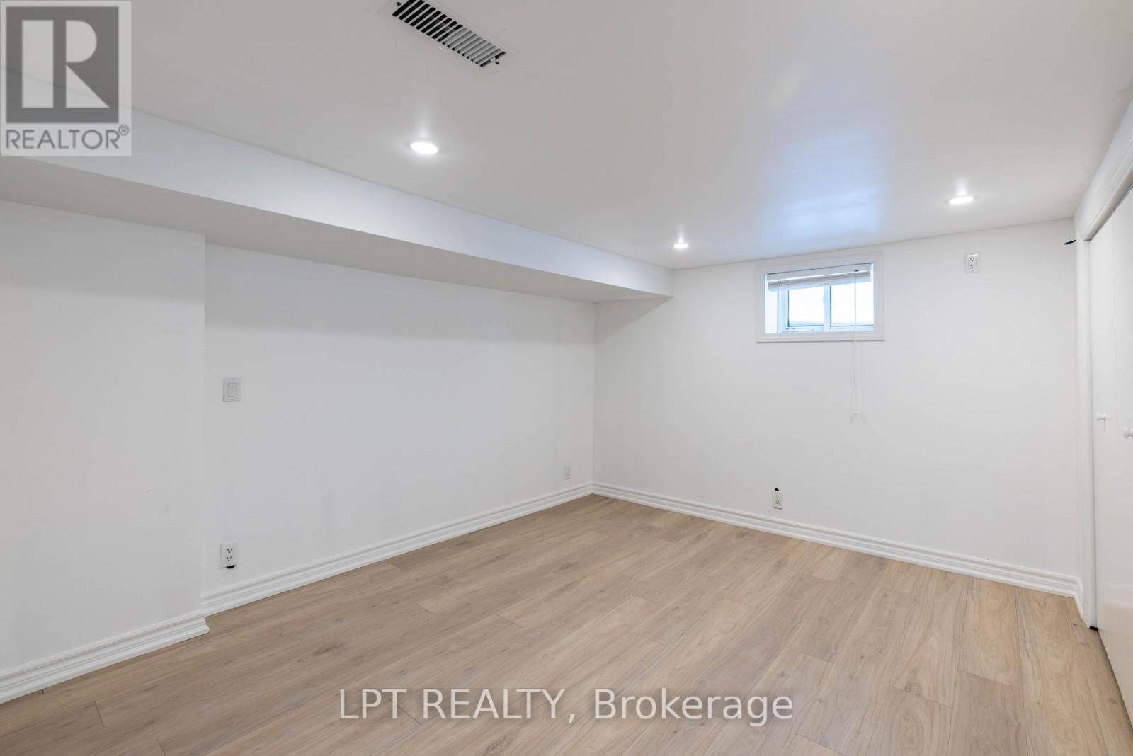 303 East Street, Orillia, Ontario  L3V 4C1 - Photo 19 - S12796476