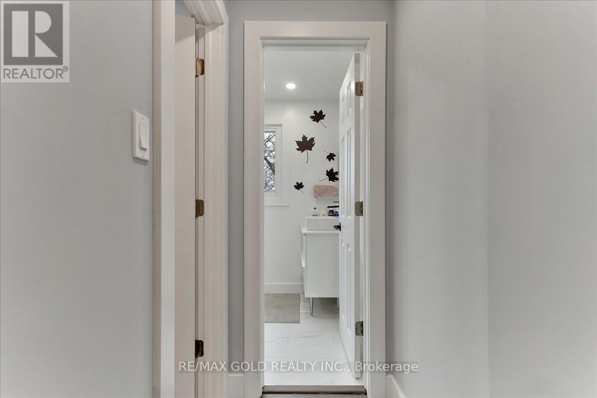 48 Aberdeen Crescent, Brampton, Ontario  L6T 2P9 - Photo 19 - W12786580