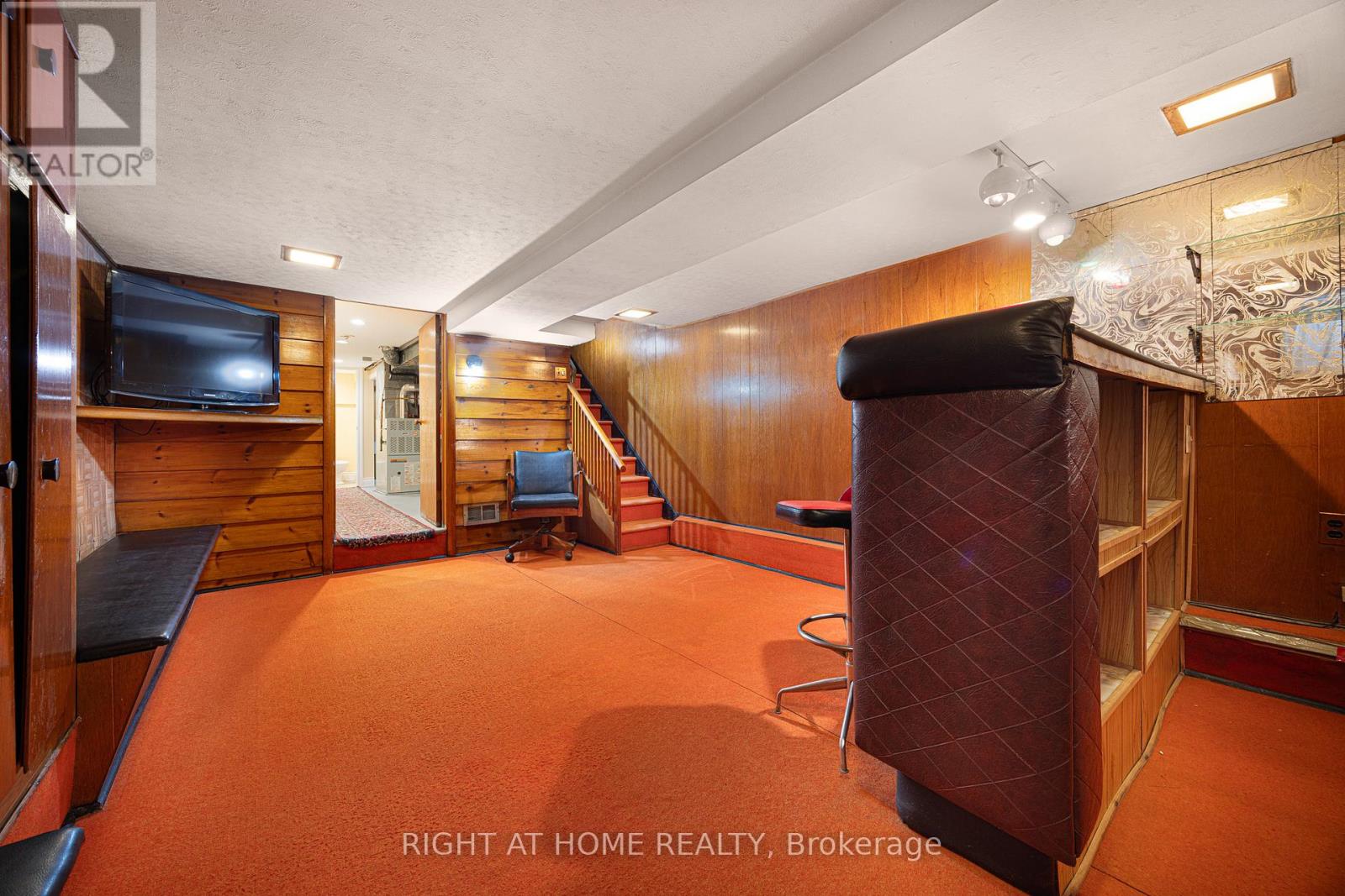 198 Lansdowne Avenue, Toronto, Ontario  M6K 2V9 - Photo 13 - W12796462