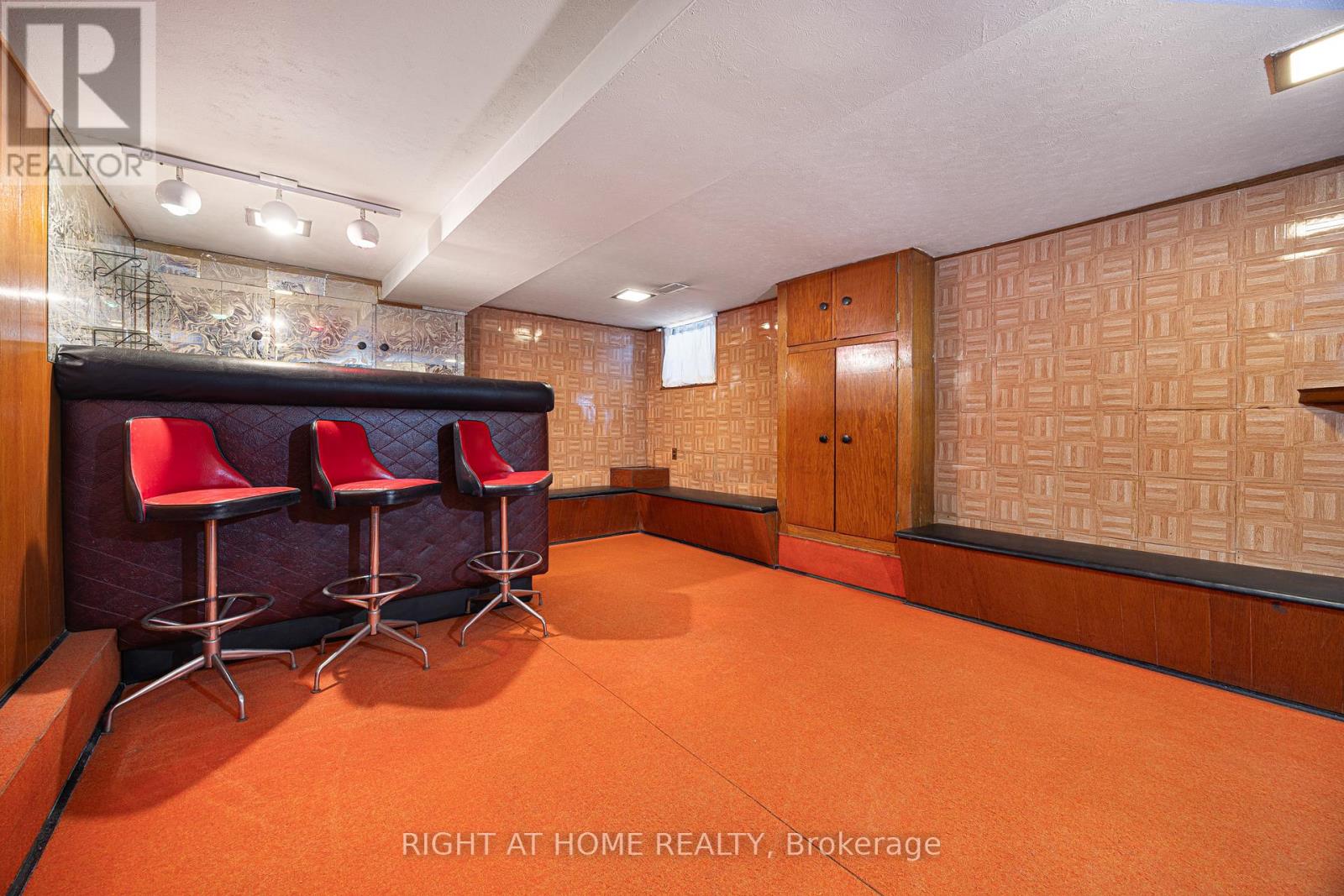 198 Lansdowne Avenue, Toronto, Ontario  M6K 2V9 - Photo 14 - W12796462