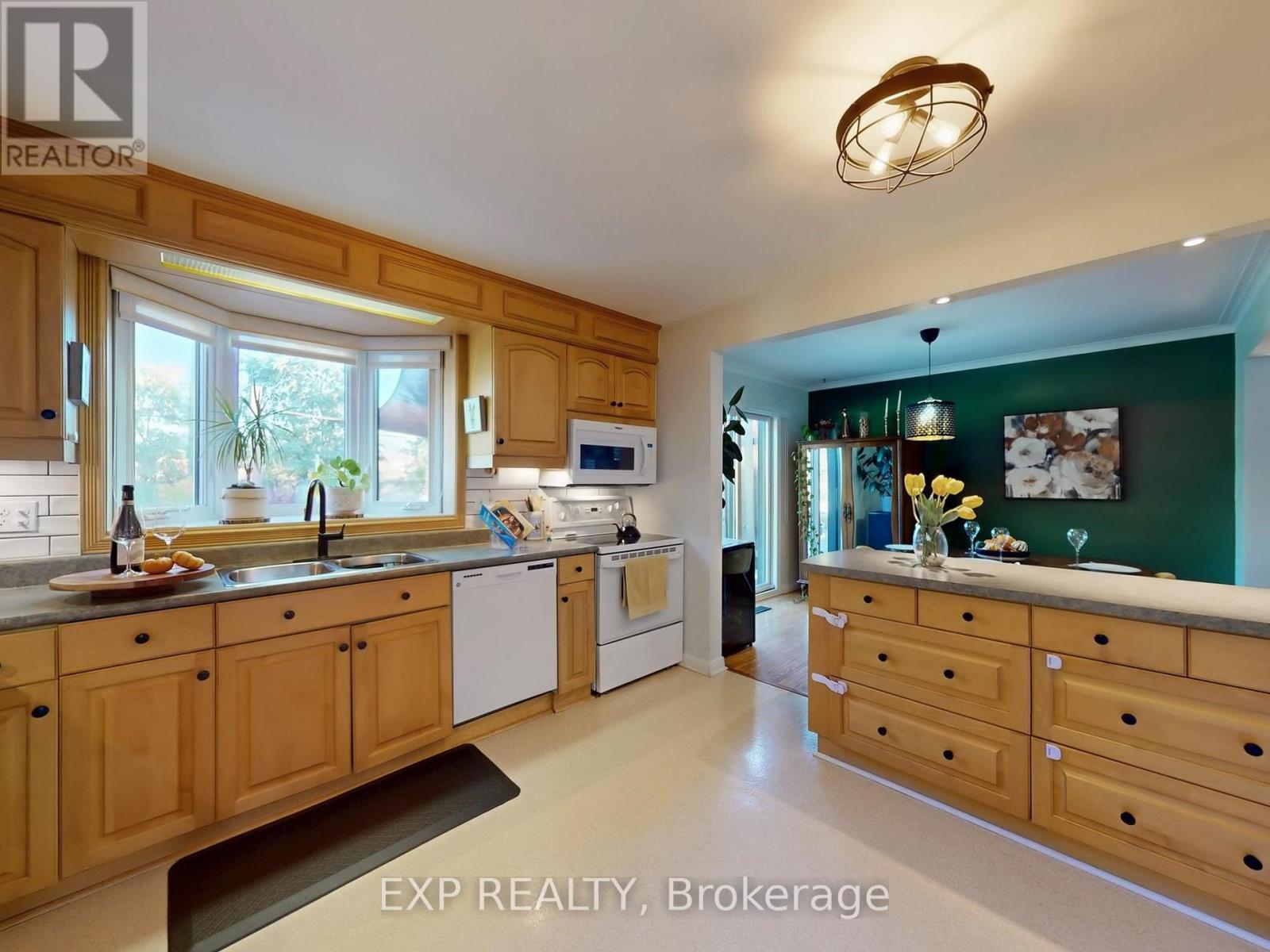 22 Chestnut Avenue, Brampton, Ontario  L6X 2A5 - Photo 15 - W12796496