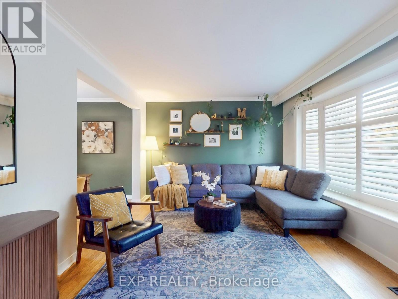 22 Chestnut Avenue, Brampton, Ontario  L6X 2A5 - Photo 6 - W12796496