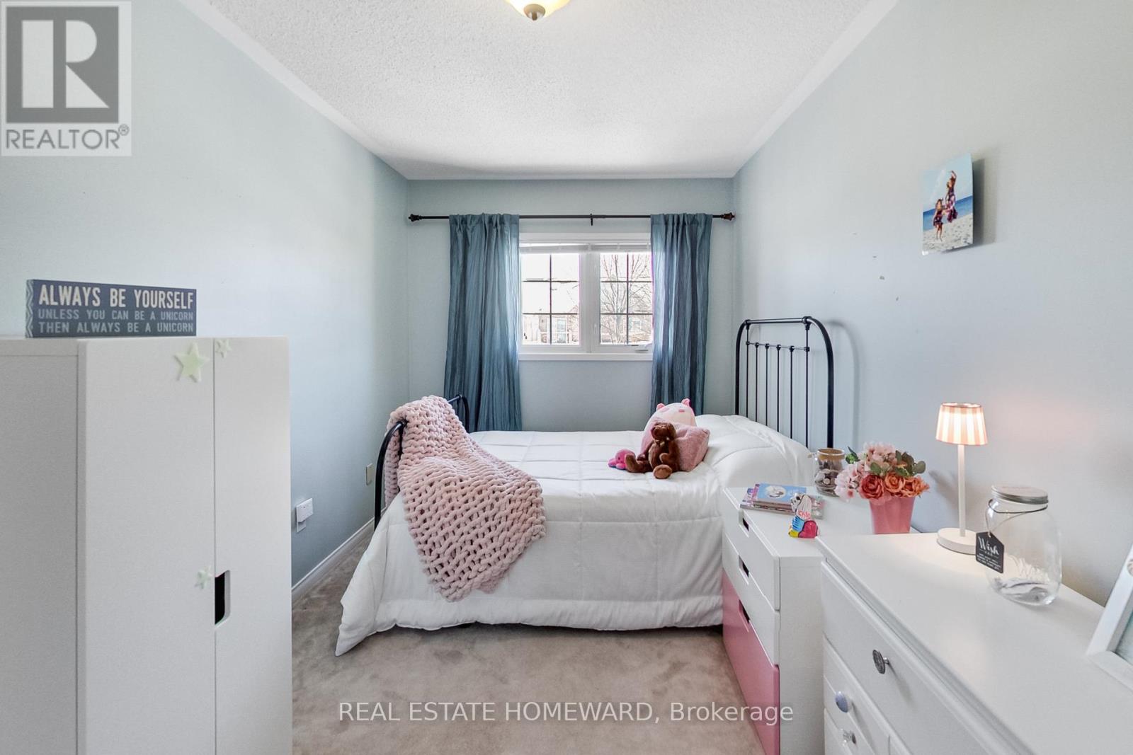 53 Bradley Drive, Halton Hills, Ontario  L7G 6B6 - Photo 9 - W12796510