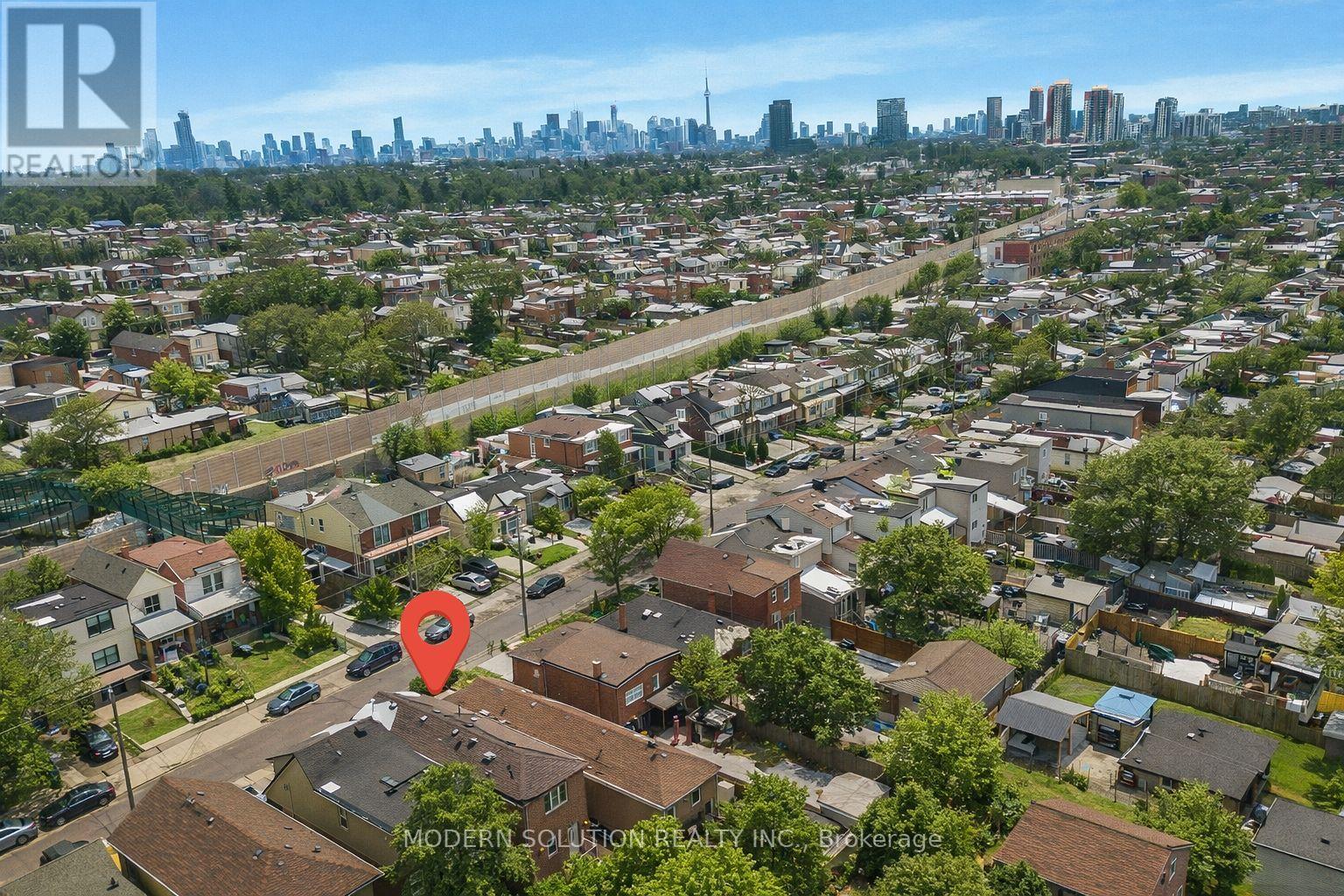 Bedroom 2 - 246 Prescott Avenue, Toronto, Ontario  M6N 3H1 - Photo 2 - W12796512