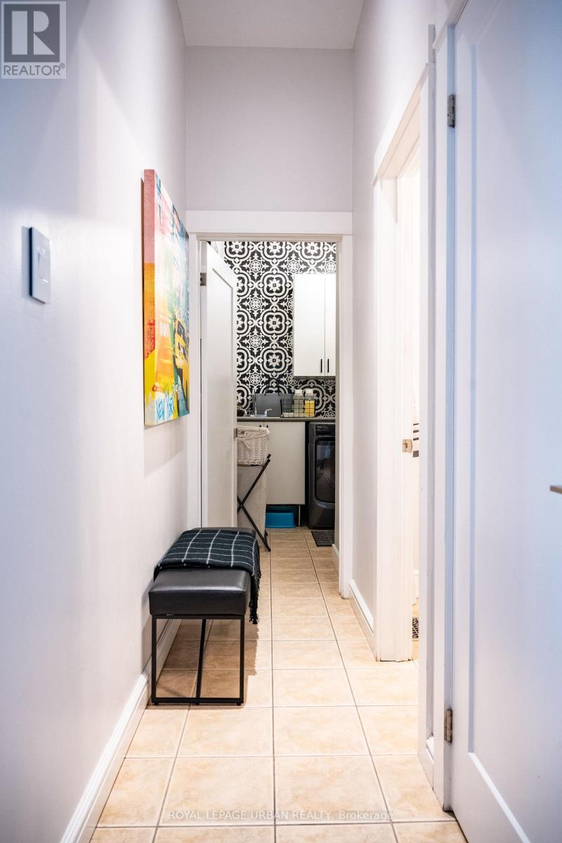 27 Lightheart Drive, Caledon, Ontario  L7C 1E3 - Photo 10 - W12796514