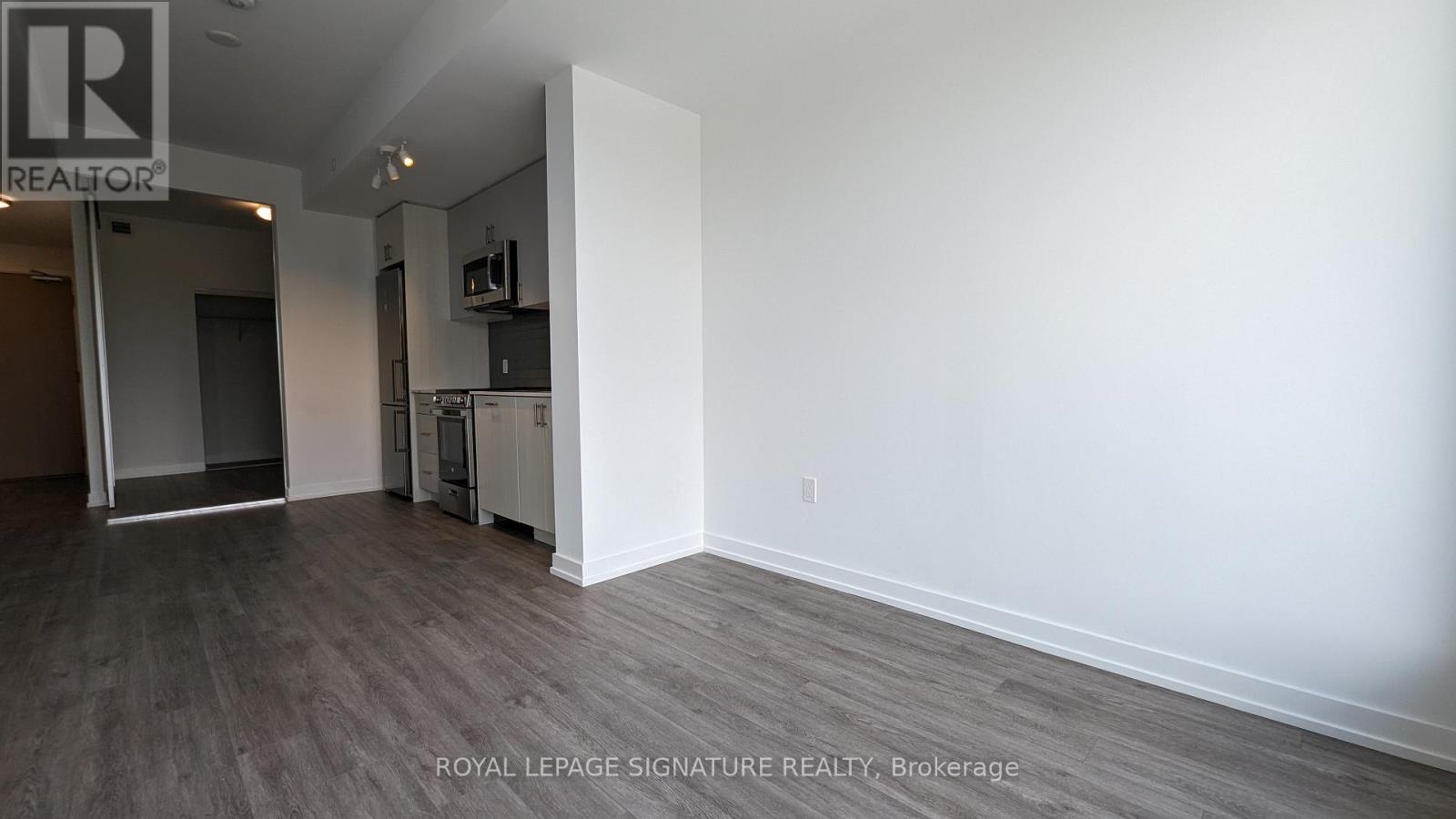 404 - 1195 The Queensway, Toronto, Ontario  M8Z 1R6 - Photo 13 - W12796532