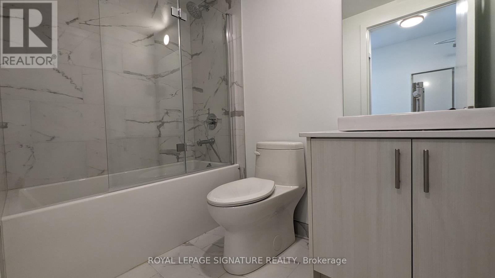 404 - 1195 The Queensway, Toronto, Ontario  M8Z 1R6 - Photo 9 - W12796532