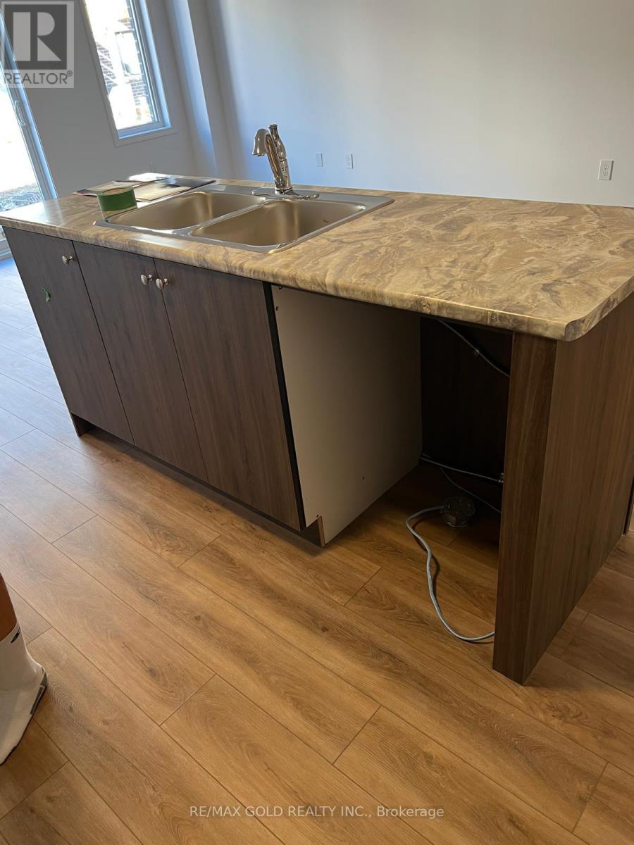 5 West Mill Street, North Dumfries, Ontario  N0B 1E0 - Photo 13 - X12796528