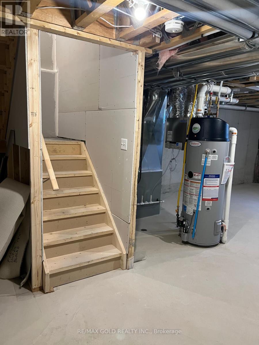 5 West Mill Street, North Dumfries, Ontario  N0B 1E0 - Photo 28 - X12796528