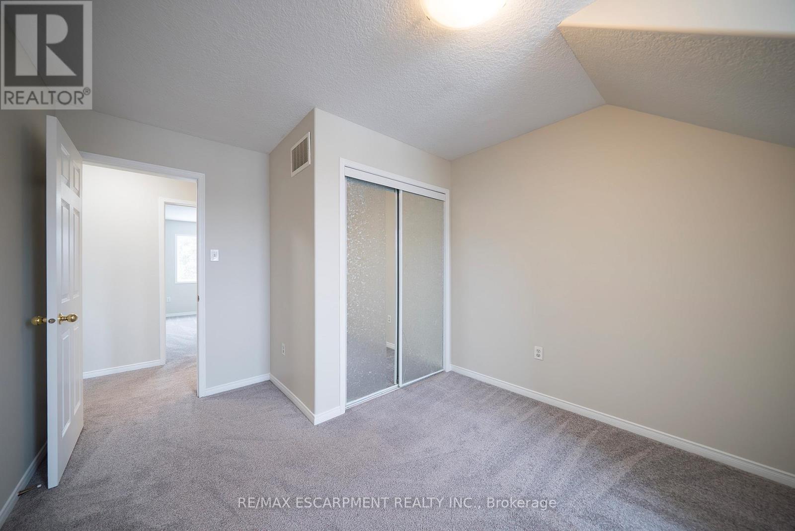 12 Gaydon Way, Brantford, Ontario  N3T 6P9 - Photo 18 - X12796590