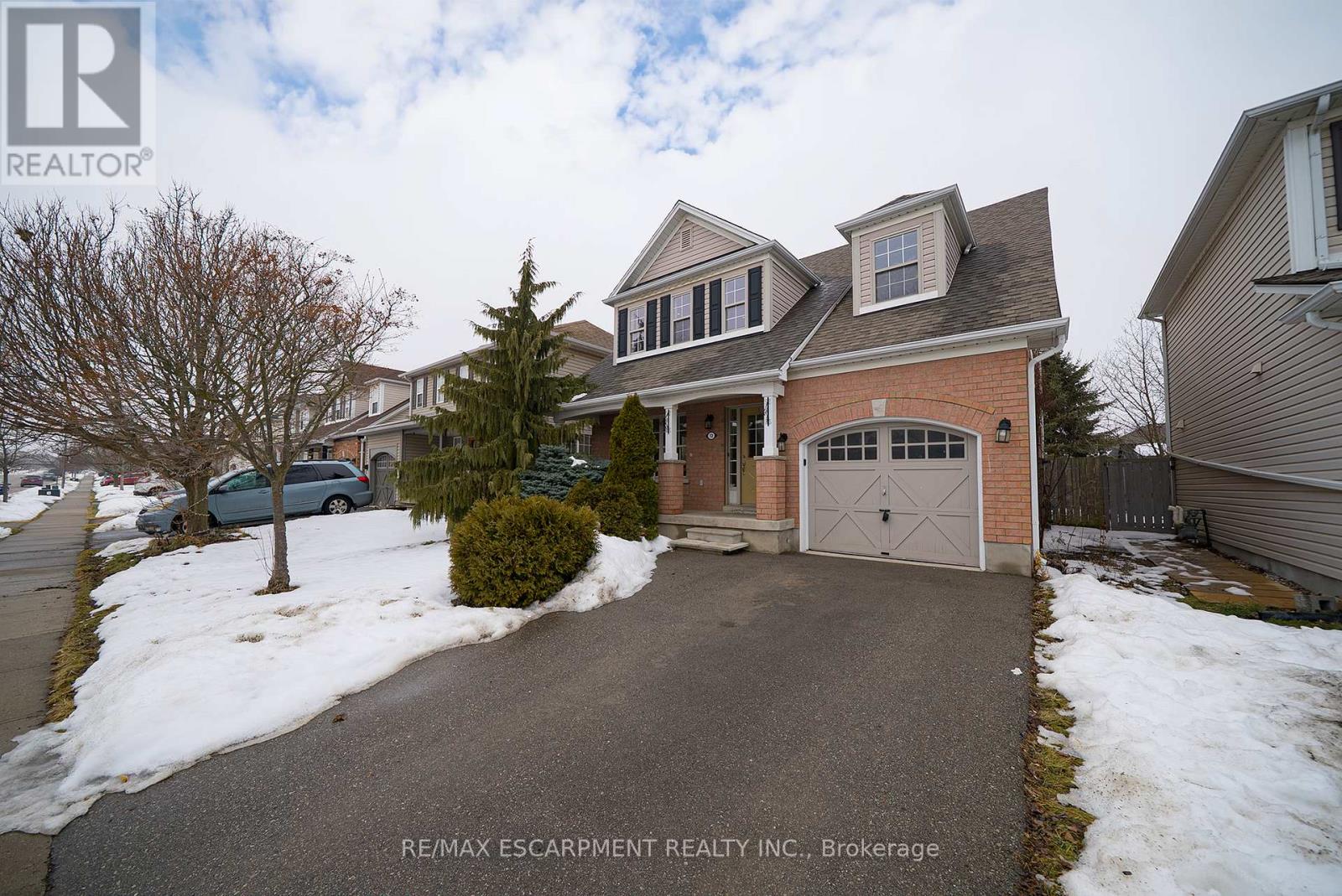 12 Gaydon Way, Brantford, Ontario  N3T 6P9 - Photo 2 - X12796590