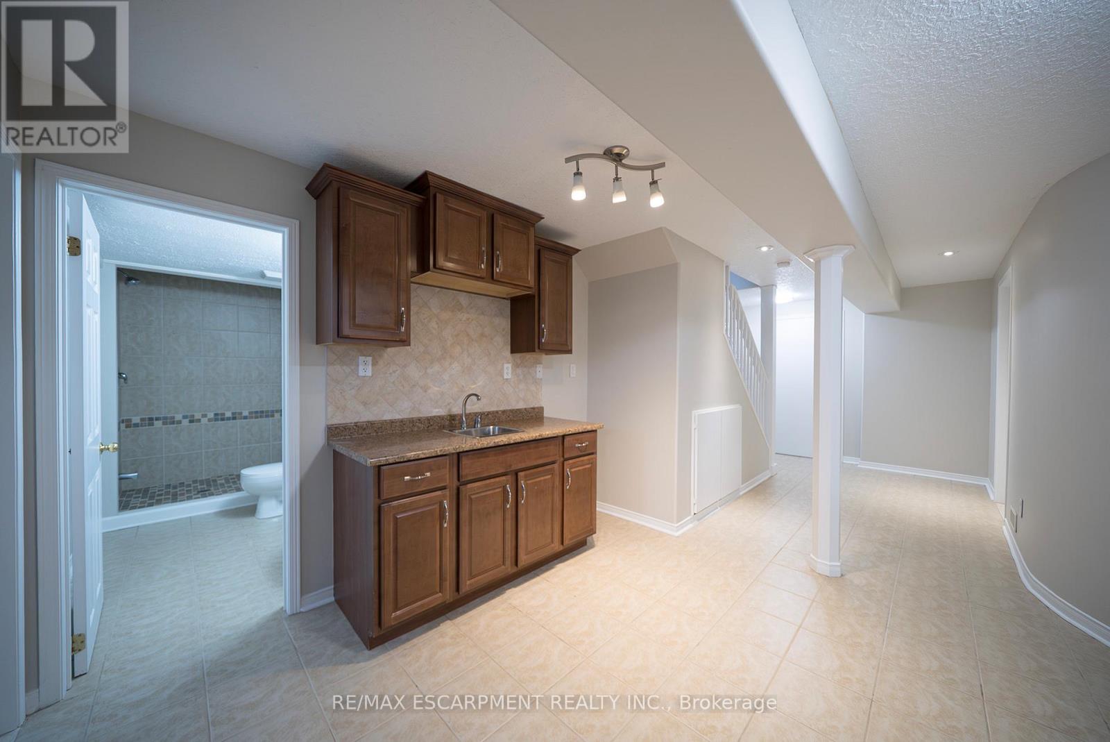 12 Gaydon Way, Brantford, Ontario  N3T 6P9 - Photo 26 - X12796590