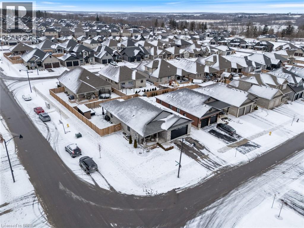 2 Masters Lane, Paris, Ontario  N3L 0H4 - Photo 3 - 40805843