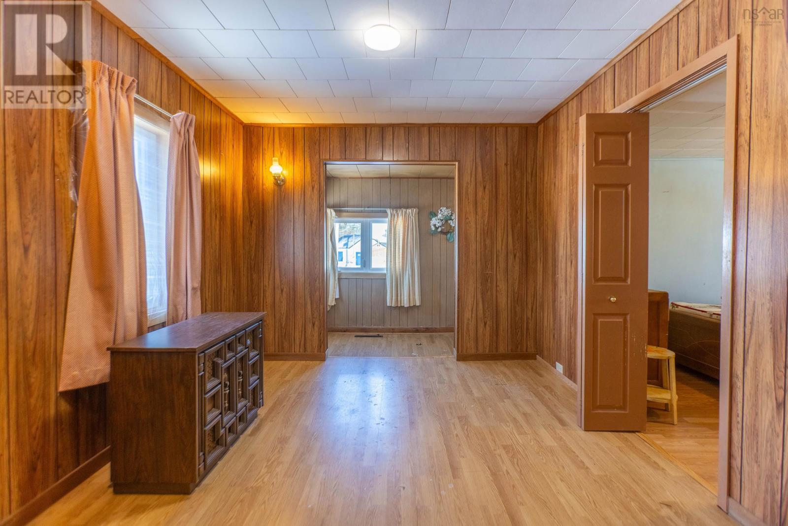 135 Pleasant Street E, Amherst, Nova Scotia  B4H 1N4 - Photo 10 - 202602925